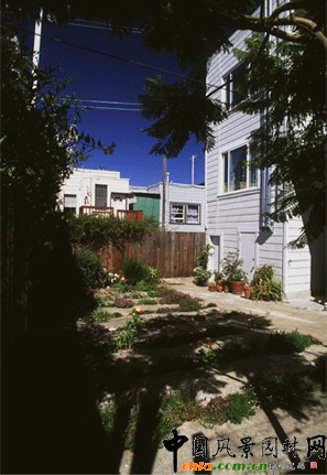 2009ASLA居住區(qū)設(shè)計類榮譽獎：裂縫花園