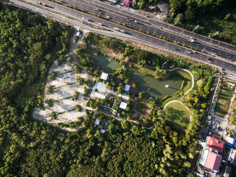 泰國：高速路旁的鄉(xiāng)土風格開放型城市公園