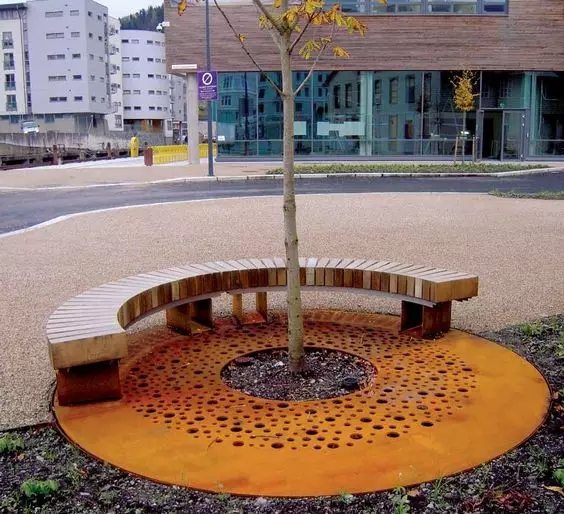 樹(shù)池和坐凳的完美組合