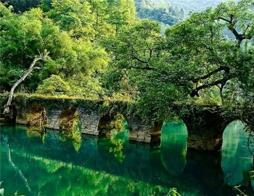 荔波樟江風(fēng)景名勝區(qū)——中國(guó)的超級(jí)盆景