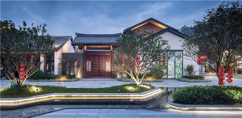 禪緣此地，不向遠(yuǎn)方——新興禪域小鎮(zhèn)