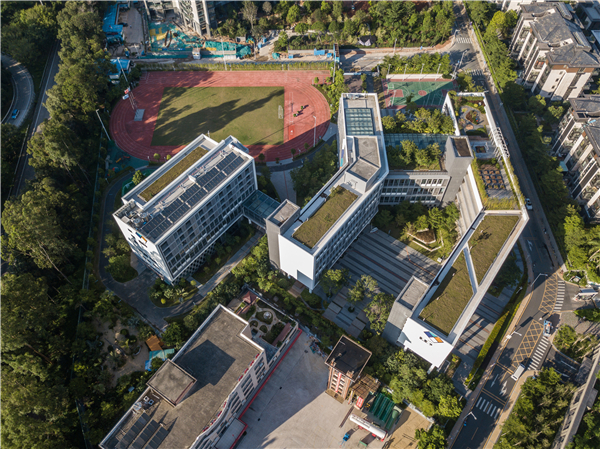 深圳香山里小學(xué)：開放、多層次的復(fù)合教學(xué)空間