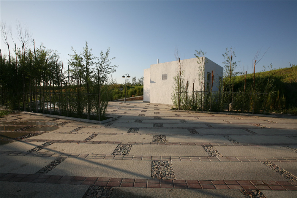 章俊華作品丨差異中的表述——博樂金三角工業(yè)區(qū)帶狀公園（一期）