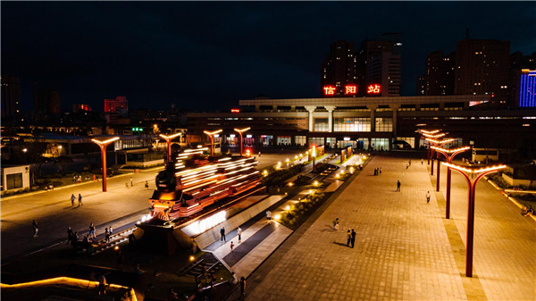 園冶杯獲獎(jiǎng)作品丨信陽(yáng)火車(chē)站廣場(chǎng)景觀設(shè)計(jì)